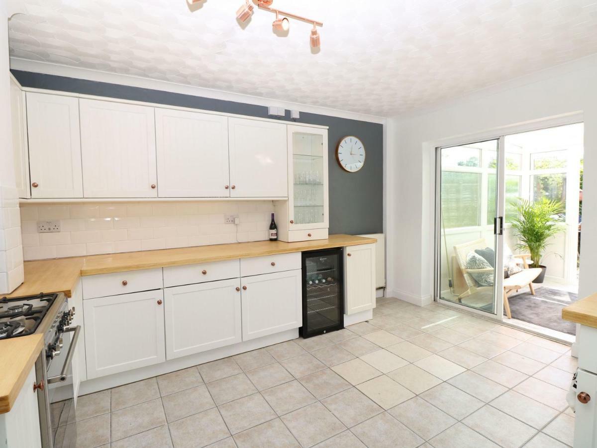 1 Willow Cottages Freshwater Bagian luar foto