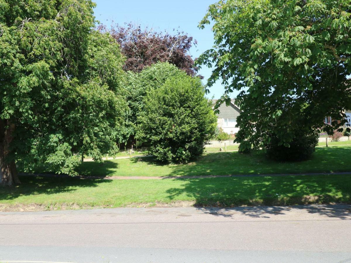 1 Willow Cottages Freshwater Bagian luar foto