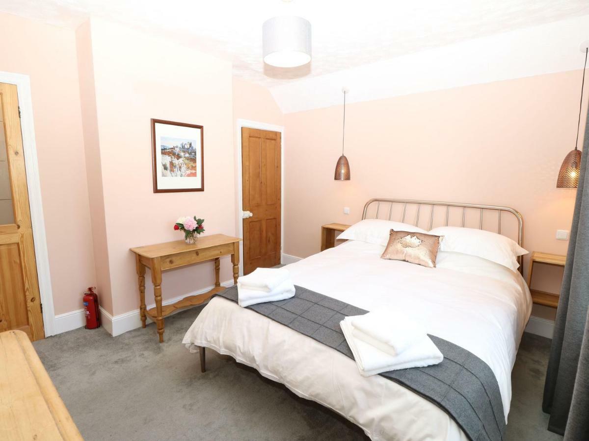1 Willow Cottages Freshwater Bagian luar foto